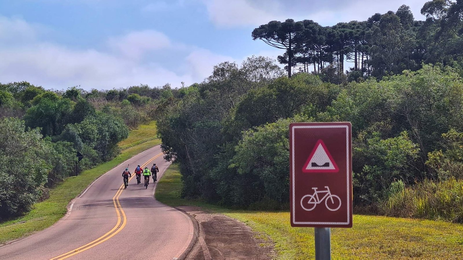 Sinalização de conforto garante uma pedalada segura e prazerosa aos ciclistas.